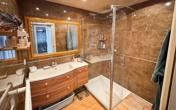 Appartement à vendre    3 pièces • 74,27 m2 Cannes