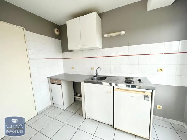 Appartement à louer 2 pièces 45.76m² Nevers (58000)