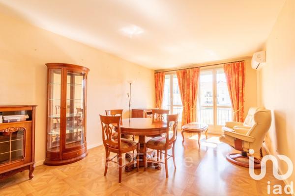 Appartement 3 pièces de 66 m² à Mantes-la-Jolie (78200)