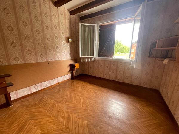 33440 AMBARES ET LAGRAVE - Maison 4 chambres à vendre