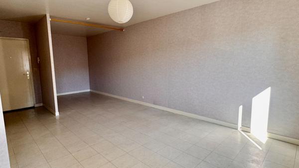 STUDIO A LOUER ROMORANTIN