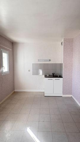 STUDIO A LOUER ROMORANTIN