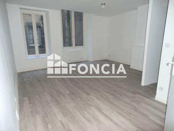 Location Studio 44.1 m² - 3 RUE BOIROT Clermont-ferrand 63000
