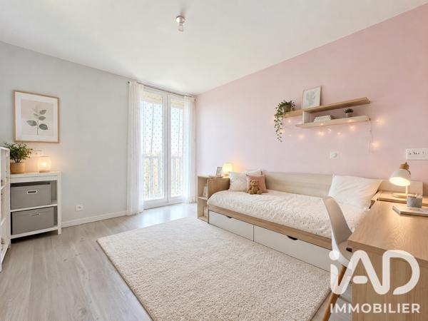 Location appartement 3 pièces 74 m² Istres