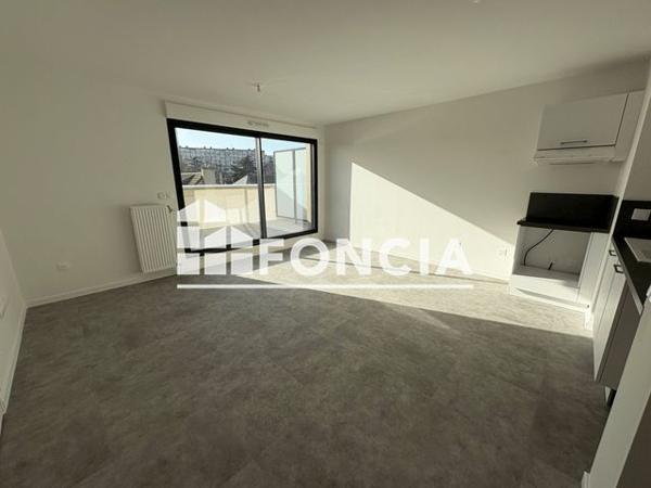 Location Appartement 2 pièces 42.4 m² - Sotteville Les Rouen 76300