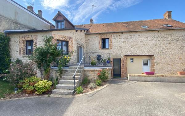 Maison à vendre    7 pièces •  Alençon