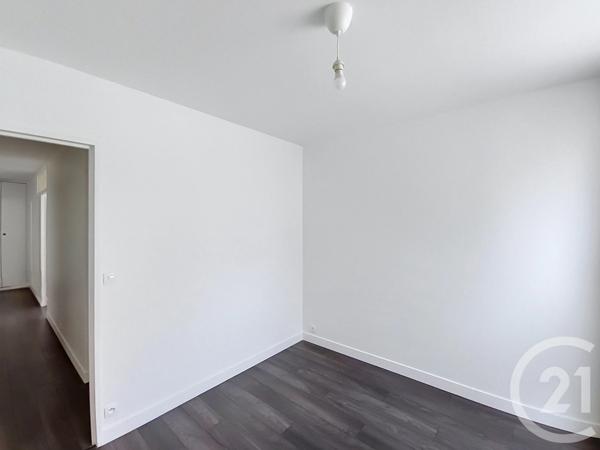 Appartement F4 à vendre  4 pièces - 73,81 m 2   ST DENIS  - 93