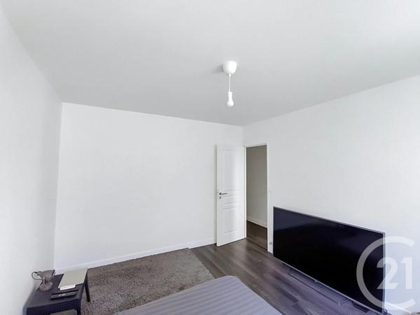 Appartement F4 à vendre  4 pièces - 73,81 m 2   ST DENIS  - 93