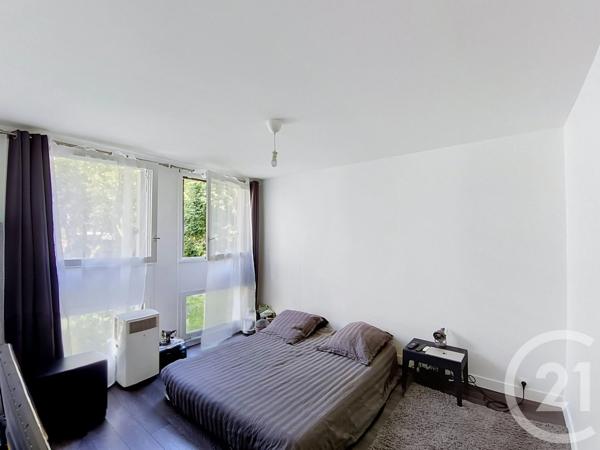 Appartement F4 à vendre  4 pièces - 73,81 m 2   ST DENIS  - 93