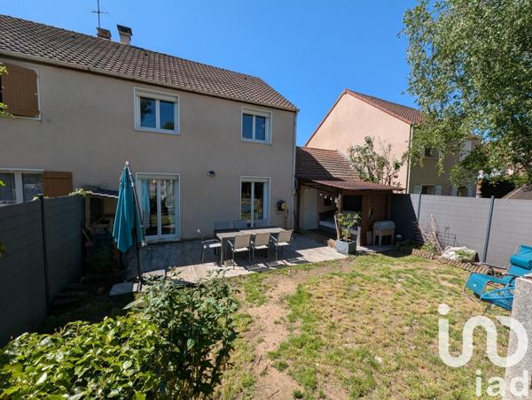Maison traditionnelle 5 pièces de 110 m² à Soisy-sur-Seine (91450)