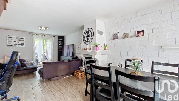 Maison traditionnelle 5 pièces de 110 m² à Soisy-sur-Seine (91450)