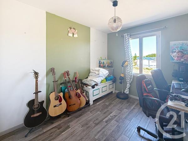 Maison à vendre  4 pièces - 81,24 m 2   ST SATURNIN  - 16
