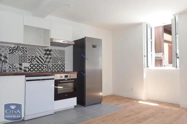 Appartement à louer 3 pièces 48.91m² Chambéry (73000)