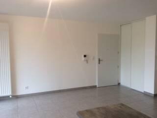 F3 en RDJ dans résidence récente avec garage