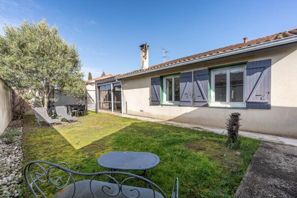 MAISON INDIVIDUELLE DE CHARME AVEC JARDIN ET DÉPENDANCE – FENOUILLET