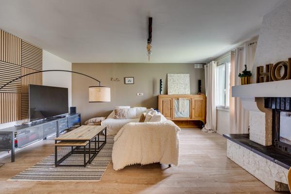 MAISON INDIVIDUELLE DE CHARME AVEC JARDIN ET DÉPENDANCE – FENOUILLET