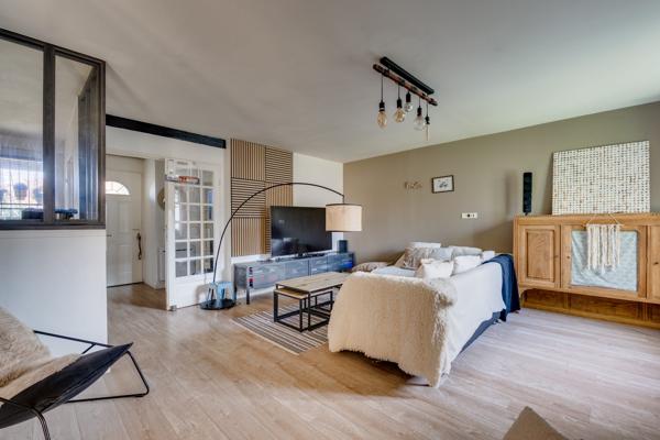 MAISON INDIVIDUELLE DE CHARME AVEC JARDIN ET DÉPENDANCE – FENOUILLET