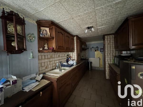 Maison de ville 8 pièces de 170 m² à Ruelle-sur-Touvre (16600)