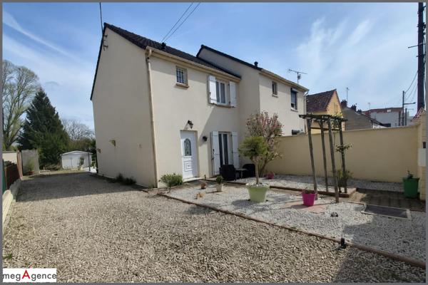 Maison à PERSAN, 95340 - 5 pièces 81m²