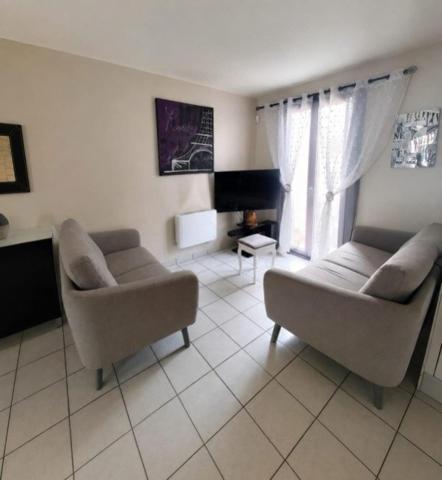 Maison à PERSAN, 95340 - 5 pièces 81m²