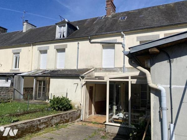 MAISON DE BOURG MITOYENNE 