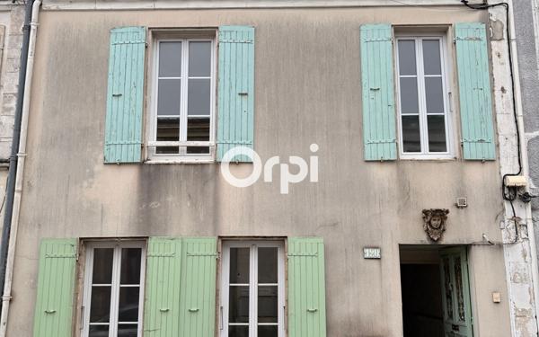 Maison à vendre    5 pièces •  Marennes