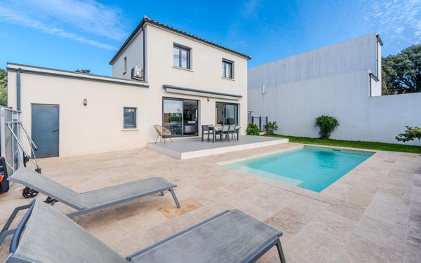 Maison à vendre    4 pièces •  Beauvoisin