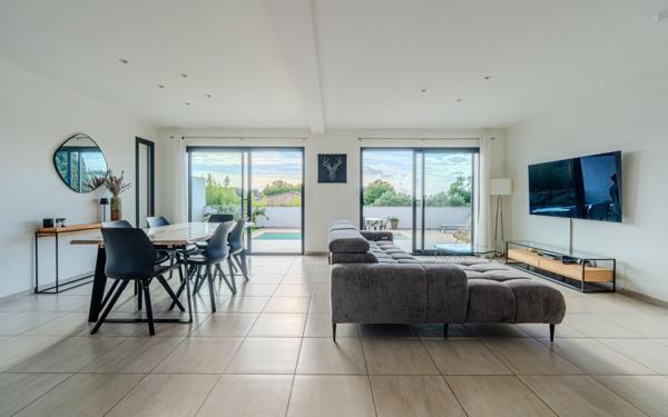 Maison à vendre    4 pièces •  Beauvoisin