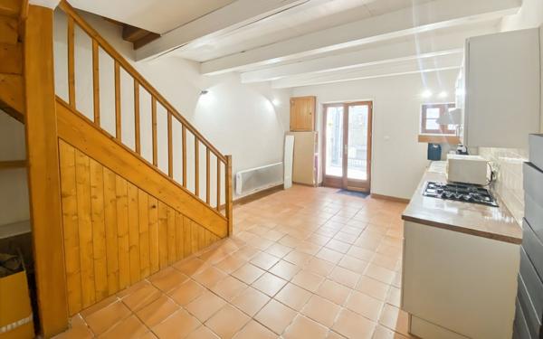 Maison à louer    3 pièces •  Caussade