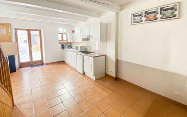 Maison à louer    3 pièces •  Caussade