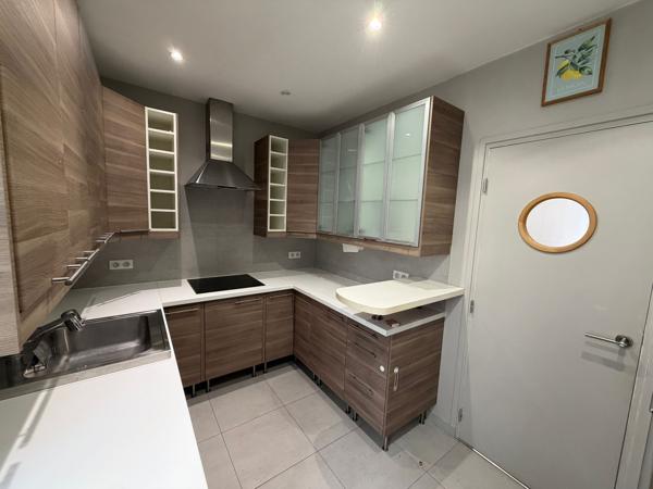 Location appartement 3 pieces 75m2 - Levallois