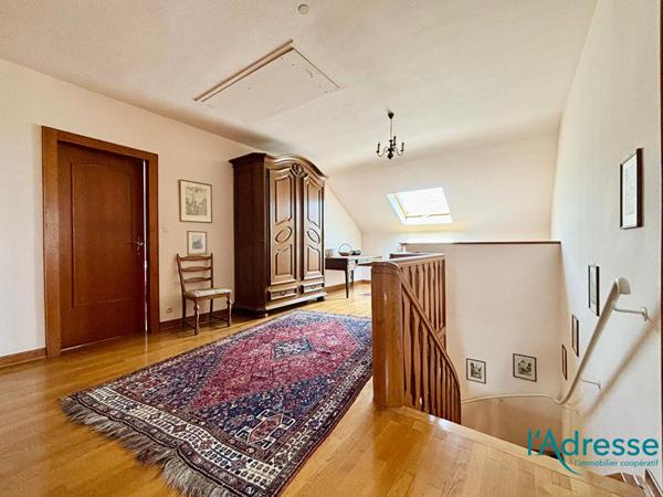 Maison 6 pièces 215 m² sur 11.09 ares