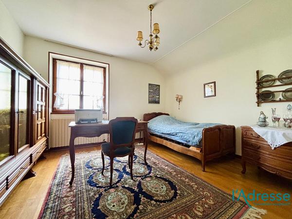 Maison 6 pièces 215 m² sur 11.09 ares