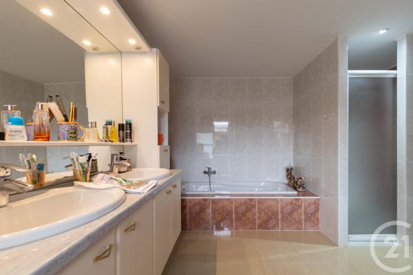 Maison à vendre  5 pièces - 208 m2 MONTAGNAC - 34