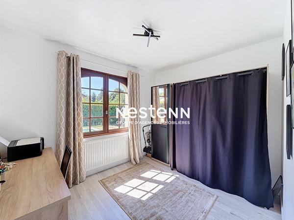 Coup de coeur à Monts : Maison familiale de 115 m² avec piscine chauffée sur plus de 1 500 m² de terrain
