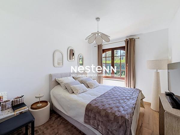 Coup de coeur à Monts : Maison familiale de 115 m² avec piscine chauffée sur plus de 1 500 m² de terrain