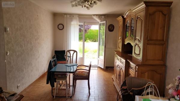 Maison à vendre à Saint-Pierre-lès-Elbeuf en Seine-Maritime (76320), ref : 189000