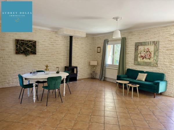 Propriété familiale de 185 m² de plain-pied avec grandes dépendances - Salon de Provence - 940 000€ FAI