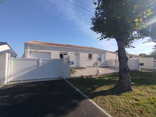 Maison Semussac 4 pièce(s) 99 m2