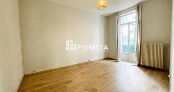Location Appartement 2 pièces 33.22 m² - Toulon 83000
