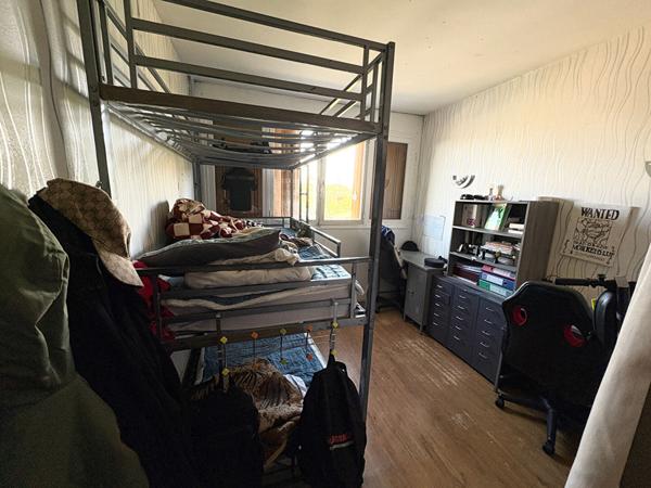 IDEAL INVESTISSEUR - Appartement 4 pièce(s) - vendu loué