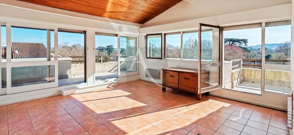 Appartement 4 pièces et mezzanine de 90m2 avec terrasses