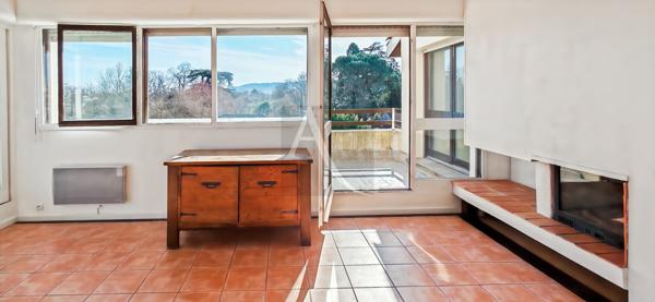 Appartement 4 pièces et mezzanine de 90m2 avec terrasses