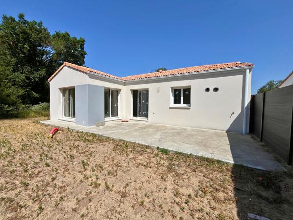 Maison Neuve à Saint Hilaire De Riez dans un quartier résidentiel sympa