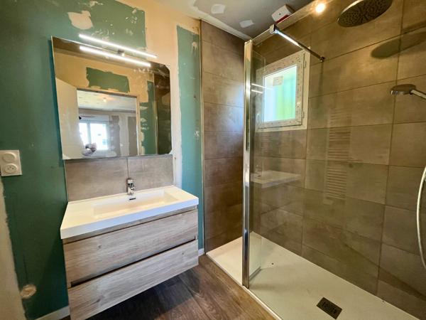 Maison Neuve à Saint Hilaire De Riez dans un quartier résidentiel sympa