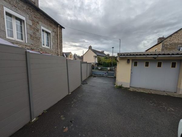 Maison mitoyenne 1 côté Plémet 110.40 m²