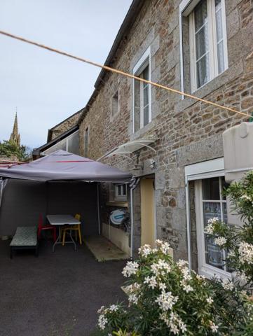 Maison mitoyenne 1 côté Plémet 110.40 m²