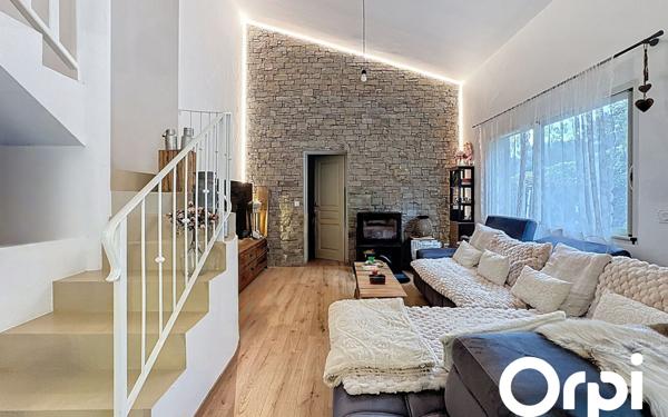 Maison à vendre    5 pièces •  Porto-Vecchio