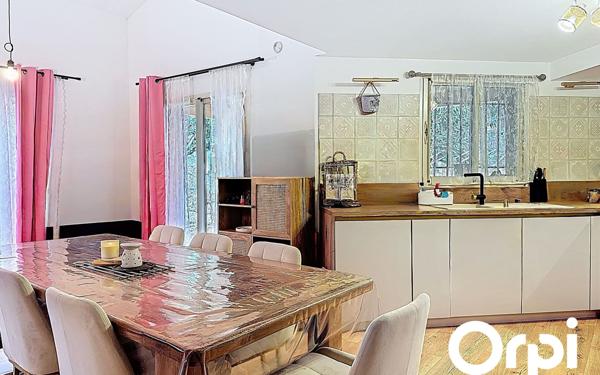 Maison à vendre    5 pièces •  Porto-Vecchio