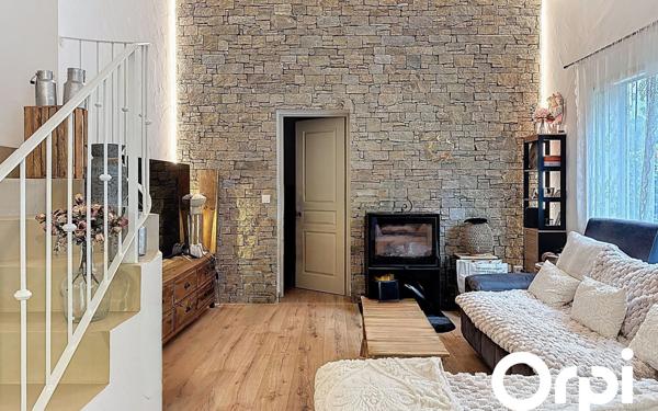 Maison à vendre    5 pièces •  Porto-Vecchio